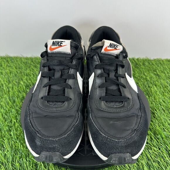 Nike Black Sneakers Classic Style - Picture 3 of 9